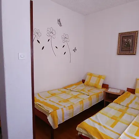 Apartmán Flora *